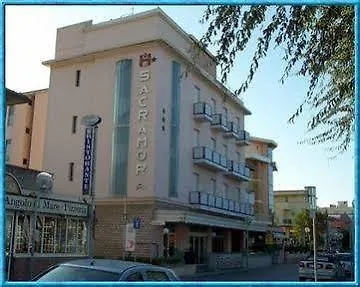 רימיני Hotel Sacramora